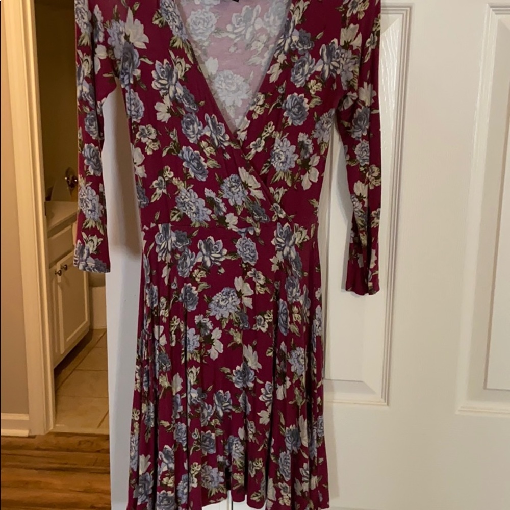 Forever 21 low cut red floral dress